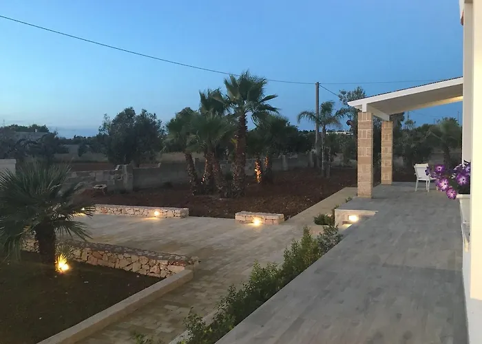 Oda ve Kahvaltı Luna Rossa Racale