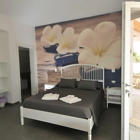 Luna Rossa Couette-café Racale